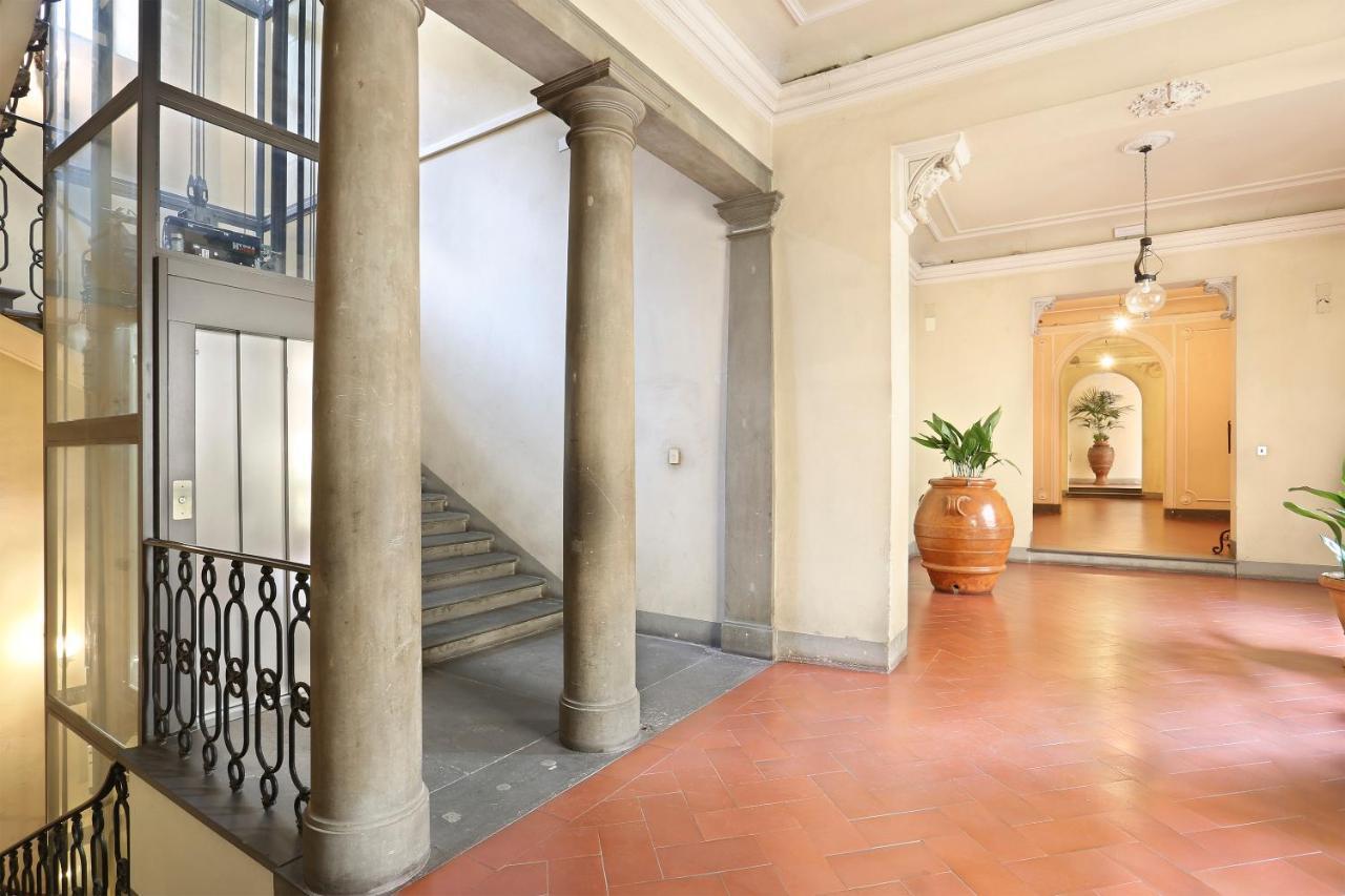Apt. Ocra - Pauline Suites, Palazzo Borghese 피렌체 외부 사진